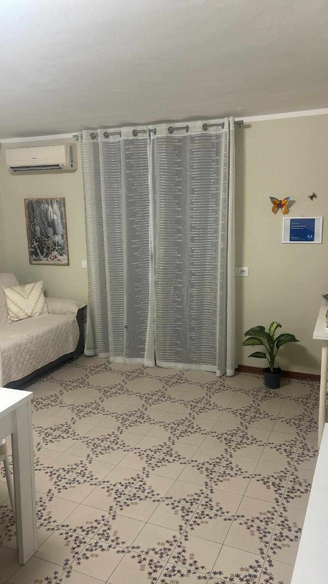 Appartamento Giardini Naxos Butterflies Home Schiso Extérieur photo